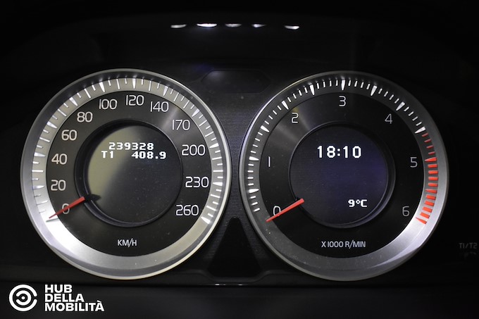 VOLVO V60 DRIVe Momentum